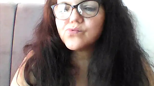 Snapshot of kassandra02 chatting on 20, 11, 2025 kassandra02 online show from 20, 11, 2025