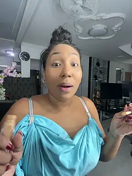 NaiomyLanes online show from 9, 3, 2026