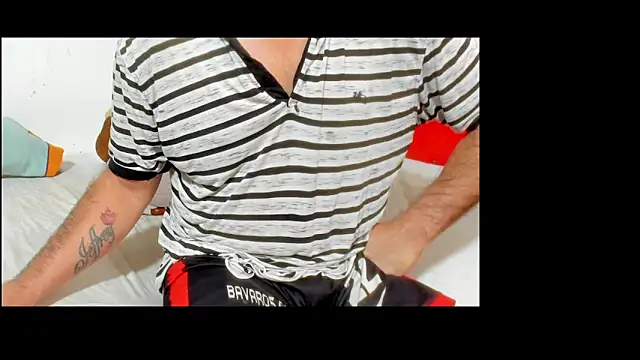 lauren-mark online show from 15, 4, 2026