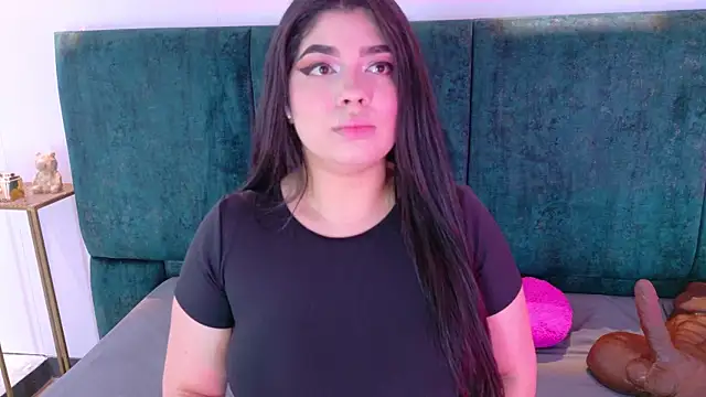 AgathaLynx online show from 12, 4, 2026