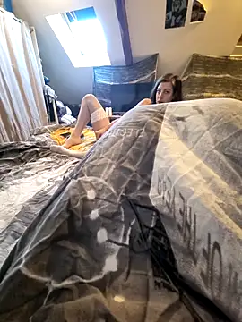 LoLa-69-X online show from 4, 11, 2025