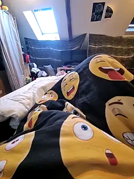 LoLa-69-X online show from 13, 10, 2025