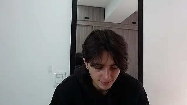 alex connorr online show from 25, 2, 2025