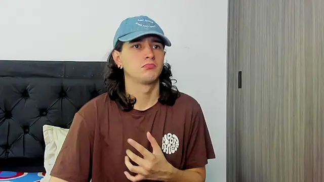 alex connorr online show from 11, 1, 2025