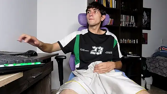 alex connorr online show from 8, 11, 2025