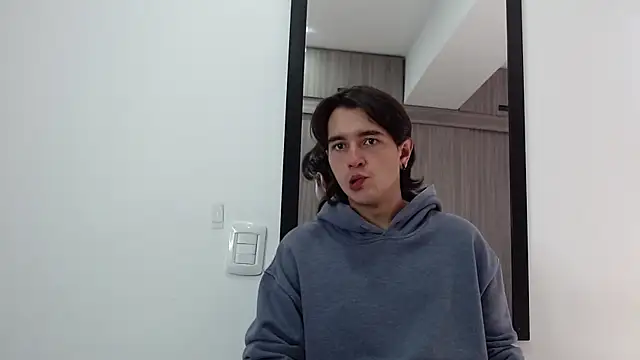 alex connorr online show from 26, 2, 2025