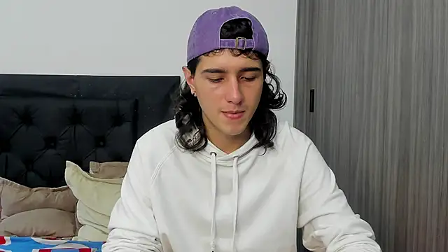 alex connorr online show from 8, 1, 2025