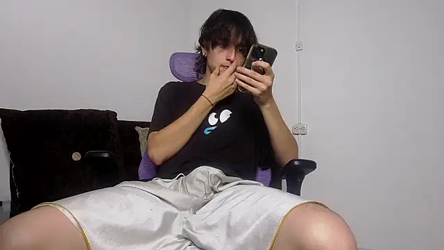 Snapshot of alex_connorr chatting on 21, 3, 2026 alex connorr online show from 21, 3, 2026