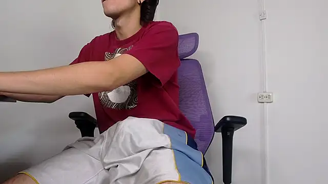 Snapshot of alex_connorr chatting on 12, 2, 2026 alex connorr online show from 12, 2, 2026