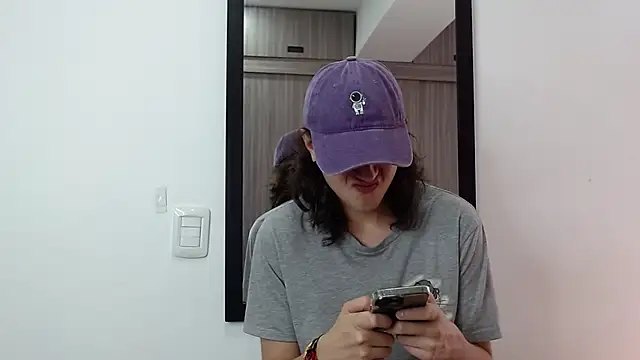 alex connorr online show from 6, 2, 2025