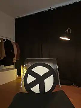 Snapshot of Lena_Blom chatting on 6, 3, 2025 Lena Blom online show from 6, 3, 2025