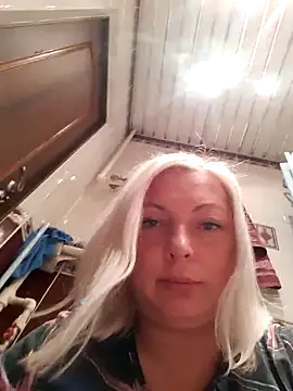 Snapshot of cutecatXXX chatting on 26, 9, 2025 cutecatXXX online show from 26, 9, 2025