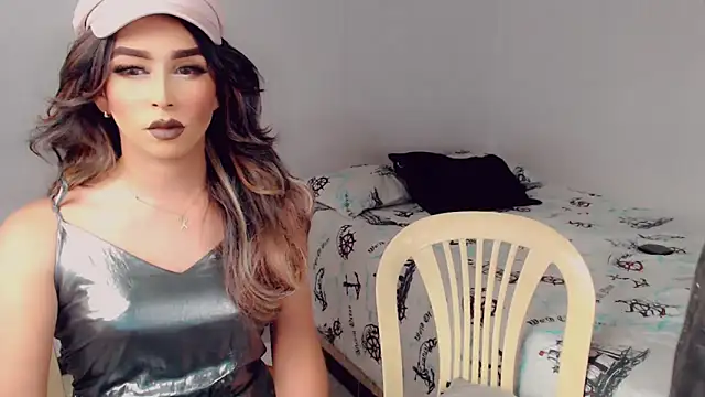 New Dolls online show from 5, 11, 2025