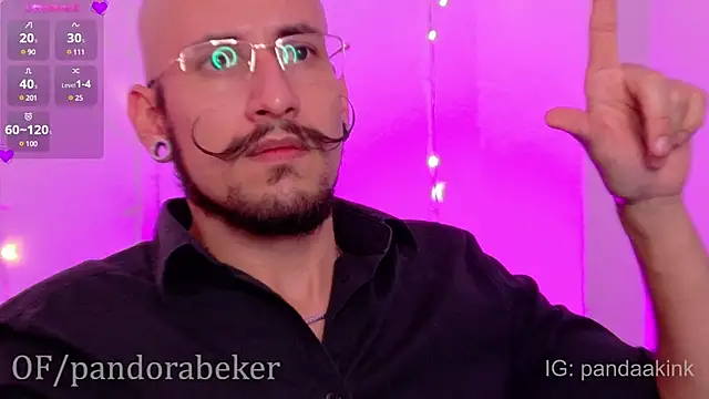 Snapshot of pandorabeker chatting on 7, 2, 2025 pandorabeker online show from 7, 2, 2025