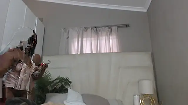 naughtyblackdolie online show from 13, 3, 2026