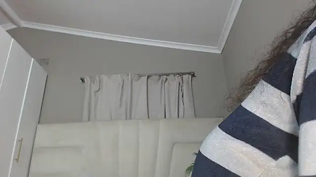 naughtyblackdolie online show from 3, 3, 2025