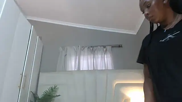 naughtyblackdolie online show from 24, 5, 2026