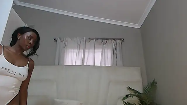 naughtyblackdolie online show from 19, 2, 2025