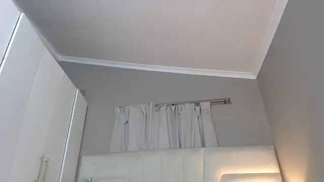 naughtyblackdolie online show from 12, 4, 2026