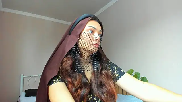  cleopattra  online show from 15, 12, 2025