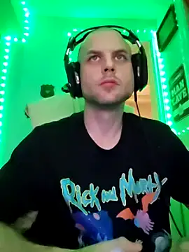 GeneralXMillyX online show from 2, 1, 2025