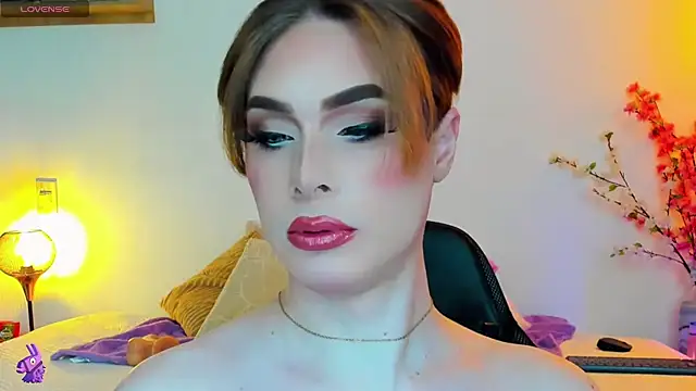 Snapshot of mike_blossom chatting on 27, 11, 2025 mike blossom online show from 27, 11, 2025