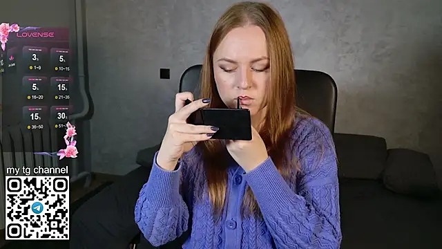 Lila Pitt online show from 17, 10, 2025