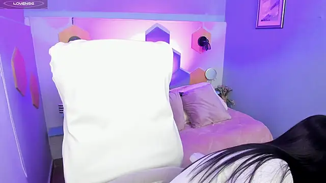 Snapshot of Hanna__Becker_ chatting on 9, 1, 2025 Hanna Becker online show from 9, 1, 2025