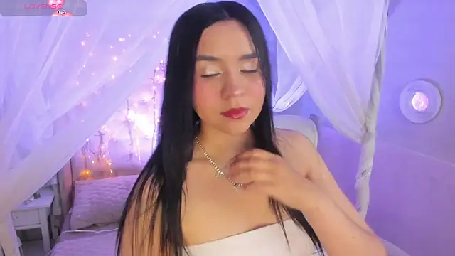 Snapshot of Hanna__Becker_ chatting on 5, 3, 2025 Hanna Becker online show from 5, 3, 2025