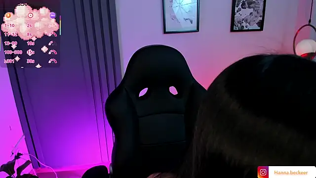 Hanna  Becker  online show from 12, 4, 2026