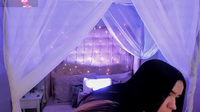 Snapshot of Hanna__Becker_ chatting on 7, 3, 2025 Hanna Becker online show from 7, 3, 2025