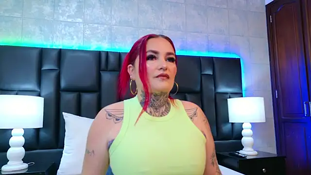 AmaraVelmet online show from 13, 11, 2025