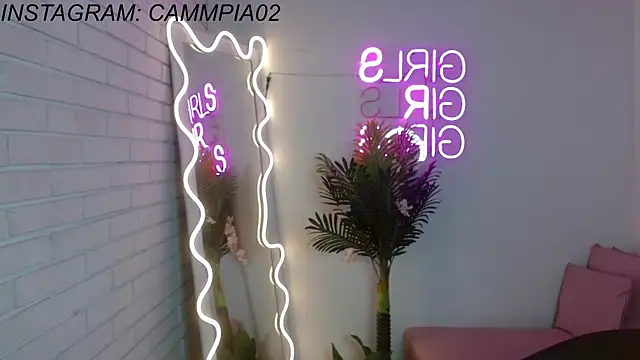 Snapshot of Pia_tay chatting on 6, 3, 2025 Pia tay online show from 6, 3, 2025