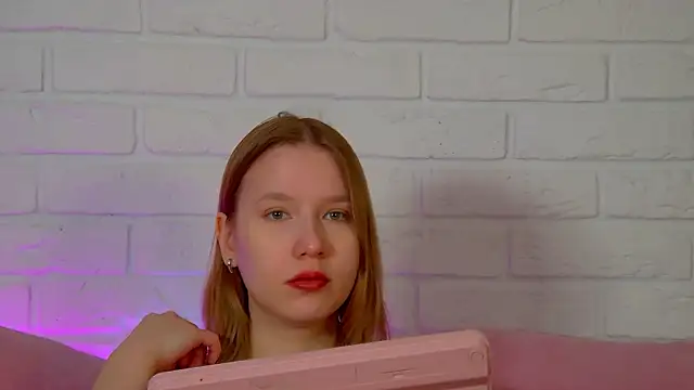 LiliLinn online show from 15, 5, 2026