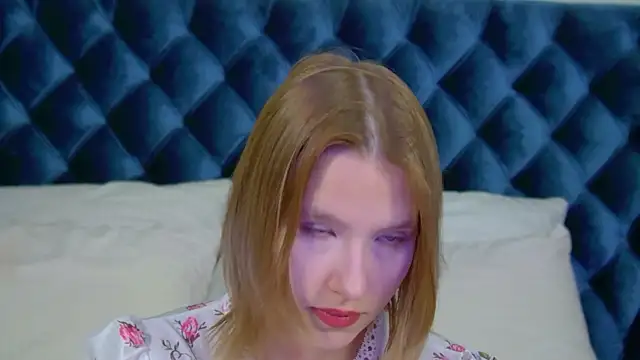 LiliLinn online show from 22, 10, 2025