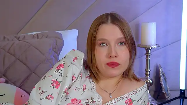 LiliLinn online show from 16, 12, 2025