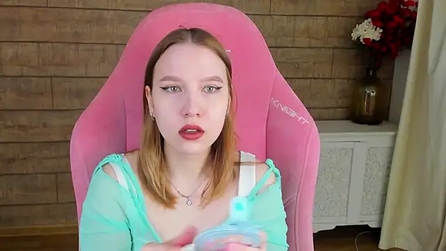 LiliLinn online show from 7, 7, 2026
