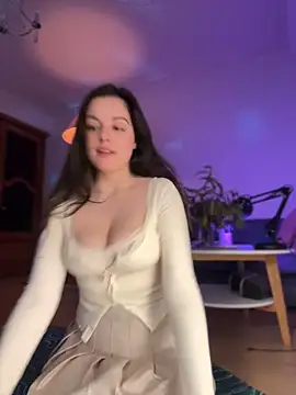 Snapshot of OohBunny chatting on 2, 3, 2025 OohBunny online show from 2, 3, 2025