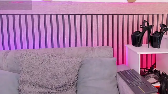 NinaInk online show from 26, 6, 2026