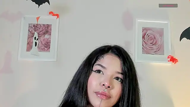 NinaInk online show from 21, 10, 2025