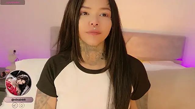 NinaInk online show from 20, 11, 2025