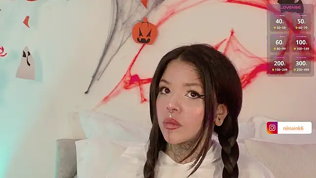 NinaInk online show from 31, 10, 2025