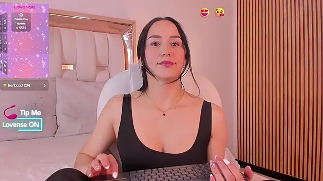 hazel ross tcw online show from 2, 10, 2025