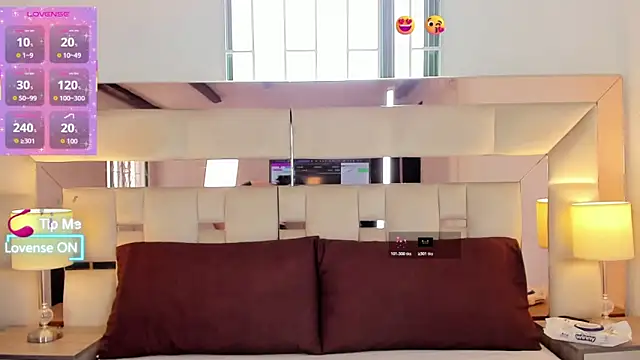 hazel ross tcw online show from 14, 11, 2025