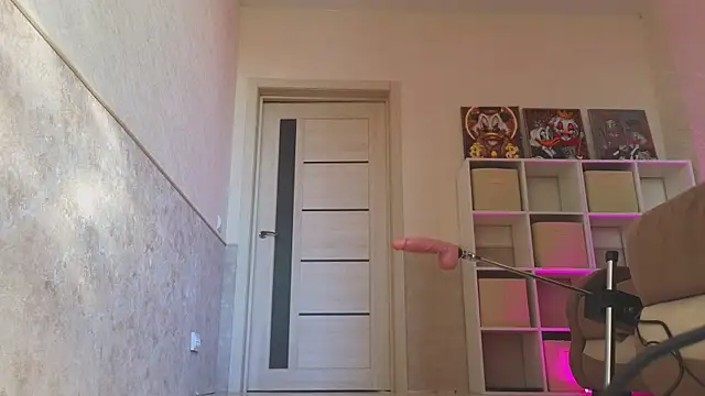 Katy perry  online show from 27, 9, 2025