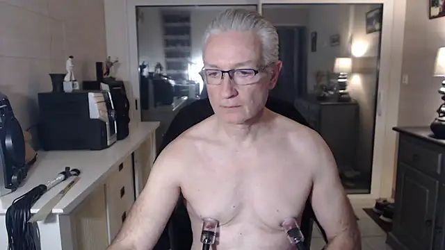 Snapshot of Goduleur69 chatting on 1, 12, 2024 Goduleur69 online show from 1, 12, 2024