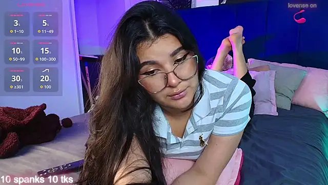 Tifanny grey online show from 13, 9, 2025