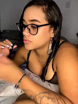 ElaEndez  online show from 9, 10, 2025