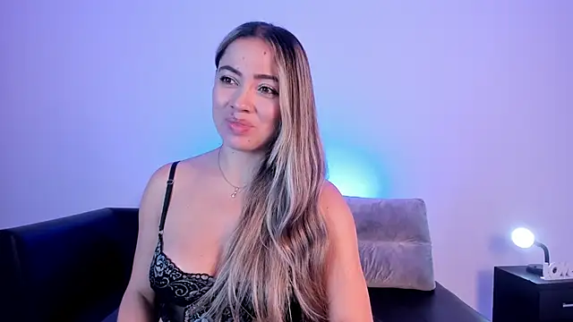 Alessia Taylorr online show from 16, 9, 2025