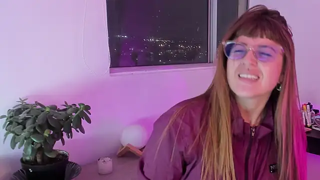 tekila   online show from 15, 4, 2026